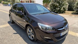 Opel Astra 2015-thumb-7