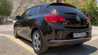 Opel Astra 2015-thumb-9
