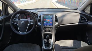 Opel Astra 2015-thumb-20