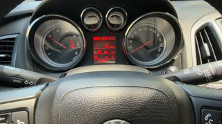Opel Astra 2015-thumb-26