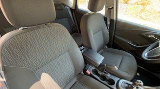 Opel Astra 2015-thumb-27