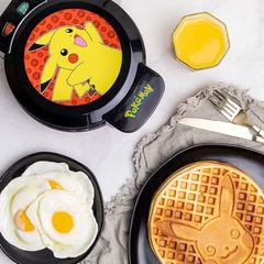 Pokemon Pikachu Waffle maker-thumb-1