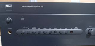 NAD C-372...(2X150Watt)