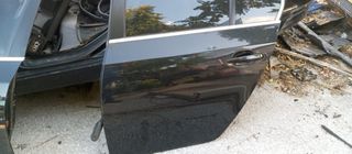 BMW E60-thumb-1