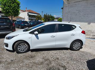 Kia Ceed / cee'd 2016-thumb-1