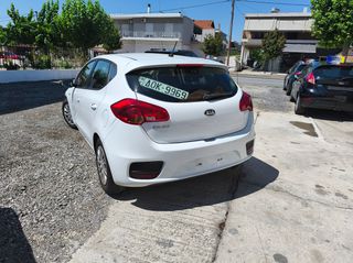 Kia Ceed / cee'd 2016-thumb-2