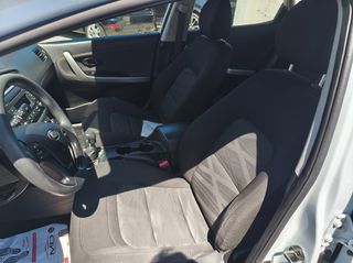 Kia Ceed / cee'd 2016-thumb-6