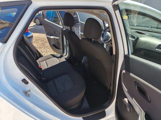 Kia Ceed / cee'd 2016-thumb-9