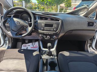 Kia Ceed / cee'd 2016-thumb-4