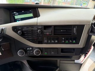 Volvo 2019 FH13 460 EURO 6D ΦΟΥΣΚΑ ΤΙΜΟΝΙ-thumb-24