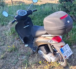 Piaggio Liberty 125 2011 LIBERTY125-thumb-2