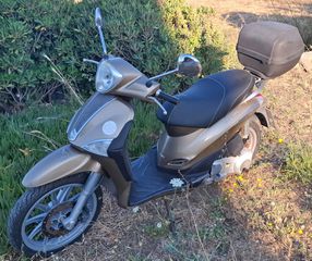 Piaggio Liberty 125 2011 LIBERTY125-thumb-3