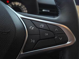 Renault Clio 2022 1.0 TCE INTENS-thumb-44