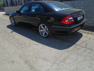 Mercedes-Benz E 200 2004 AVANTGARDE KOMPRESSOR-thumb-9