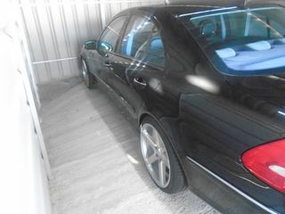 Mercedes-Benz E 200 2004 AVANTGARDE KOMPRESSOR-thumb-2