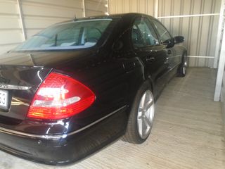 Mercedes-Benz E 200 2004 AVANTGARDE KOMPRESSOR-thumb-4