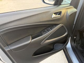 Opel Crossland 2022-thumb-16