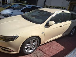 Opel Insignia 2021-thumb-1