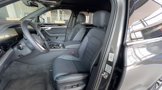 Volkswagen Touareg 2026 Elegance 3.0 V6 eHybrid 4MOTION 340 PS-thumb-7
