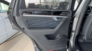 Volkswagen Touareg 2026 Elegance 3.0 V6 eHybrid 4MOTION 340 PS-thumb-9