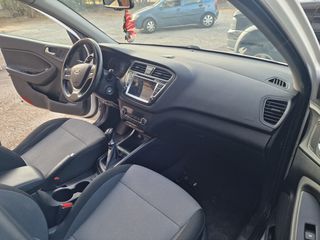 Hyundai i 20 2015 ACTIVE 1.4 CRDI STYLE FOUL EXTRA PANORAMA-thumb-17