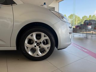Citroen C3 2016 1.0 VTi Selection-thumb-8