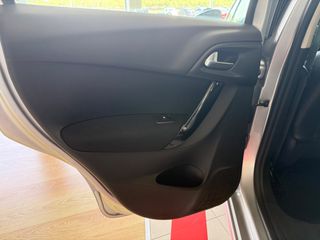 Citroen C3 2016 1.0 VTi Selection-thumb-23