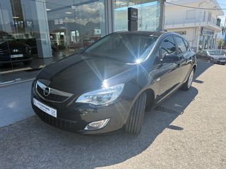 Opel Astra 2011 1.4 5D edition