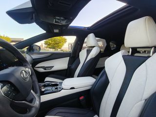 Lexus NX 450h 2023 *ΠΡΟΣΦΟΡΑ ΣΕΠΤΕΜΒΡΙΟΥ*NX 450h+ F Sport | Plug-in Hybrid e-Fo-thumb-20
