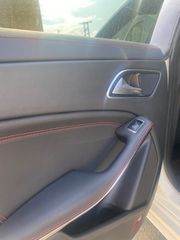 Mercedes-Benz CLA 180 2017-thumb-12
