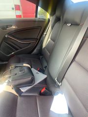 Mercedes-Benz CLA 180 2017-thumb-13