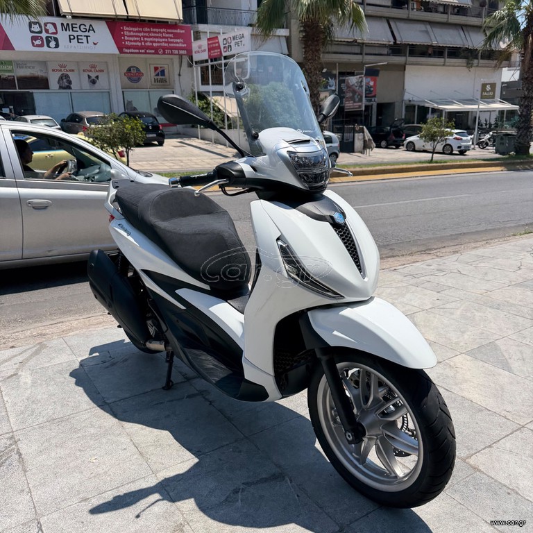 Piaggio Beverly 400 2021 Ανατομική Σέλα, Τζάμι, Μπαγκαζιέρα