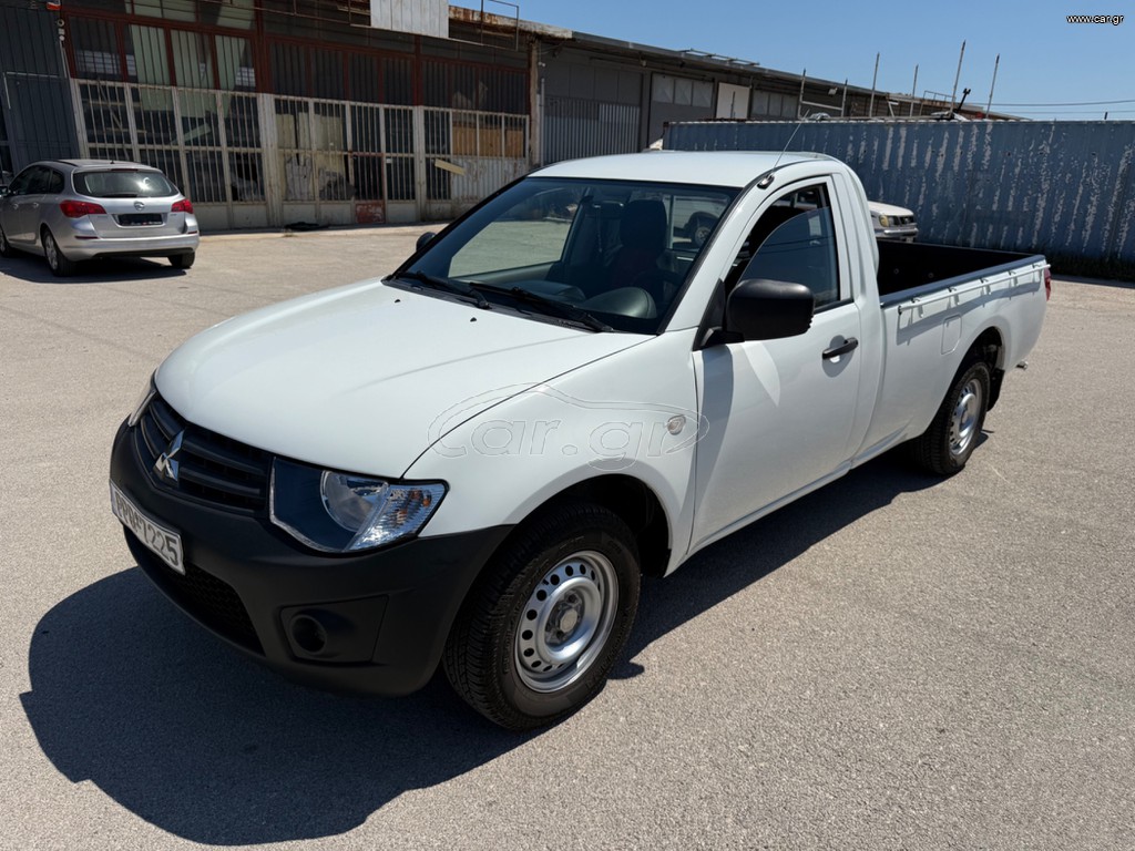 Mitsubishi L200 2013