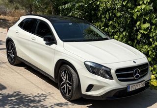 Mercedes-Benz GLA 180 2016