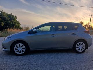 Toyota Auris 2017 1.6 D-4D EXECUTIVE-thumb-10