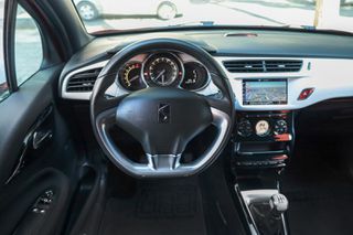 DS DS3 2016 1.2cc PureTech 110hp SoChic-thumb-17