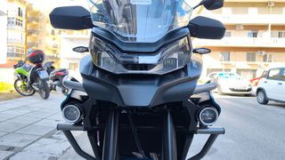 CFmoto 800 MT 2026 ES-thumb-13