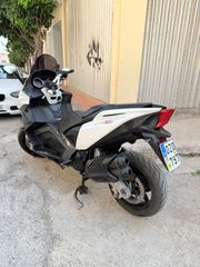 Aprilia SRV 850 2012-thumb-2