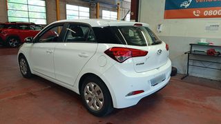 Hyundai i 20 2015-thumb-9