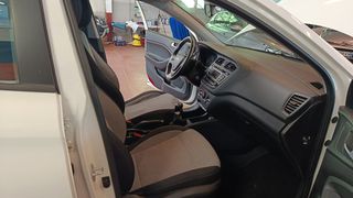 Hyundai i 20 2015-thumb-3