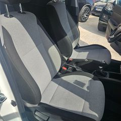 Hyundai i 20 2015-thumb-16