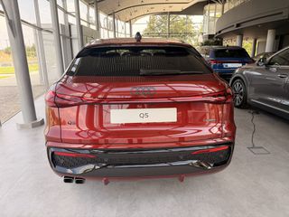 Audi Q5 2026 Sportback s-line-thumb-6