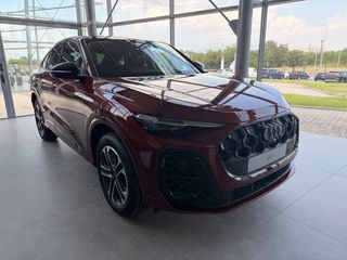 Audi Q5 2026 Sportback s-line-thumb-1