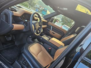Land Rover Defender 2024 D300/X-Dynamic/HSE/7SEATS-thumb-4