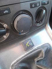 Opel Antara 2009-thumb-11