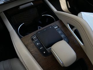 Mercedes-Benz GLE 300 2021 4-MATIC Amg Line Panorama ΜΠΕΖ ΔΕΡΜΑΤΙΝΑ ΕΛΛΗΝΙΚΟ!-thumb-22