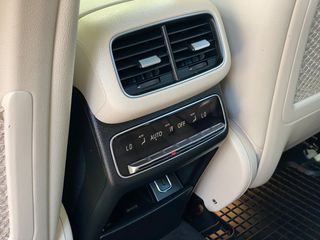 Mercedes-Benz GLE 300 2021 4-MATIC Amg Line Panorama ΜΠΕΖ ΔΕΡΜΑΤΙΝΑ ΕΛΛΗΝΙΚΟ!-thumb-24