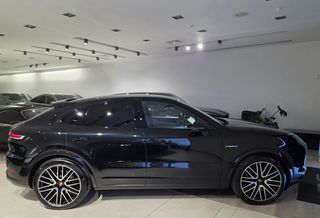 Porsche Cayenne 2024 COUPE 3display/MATRIX/PANO/360cam/22"/HUD-thumb-11