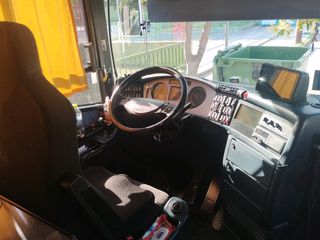 Neoplan 2007 skyliner-thumb-4