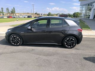 Volkswagen ID.3 2020-thumb-1